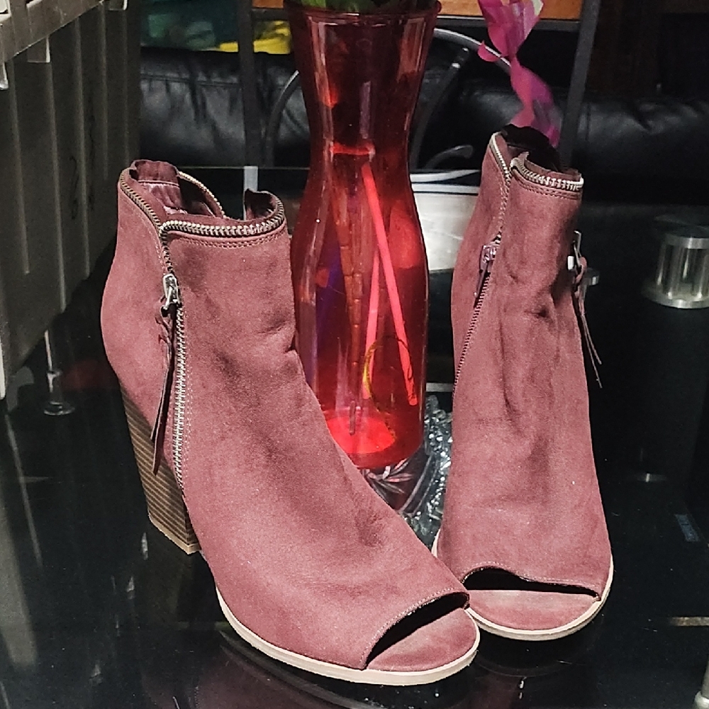 Elegant Maroon Peep-Toe Ankle Boots